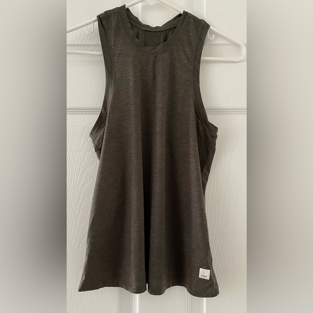 Vuori Energy Top Olive Green XS